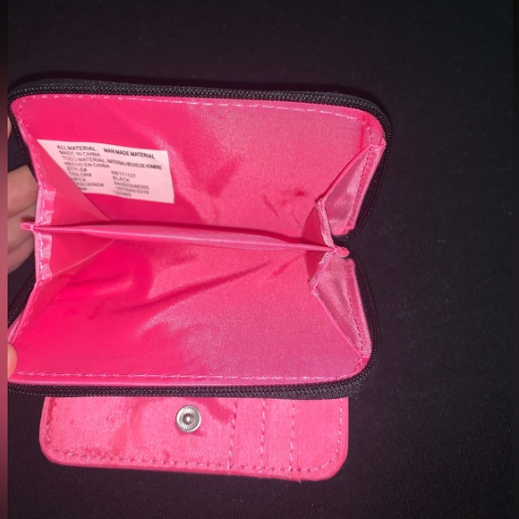 Wallet - Picture 4 of 11